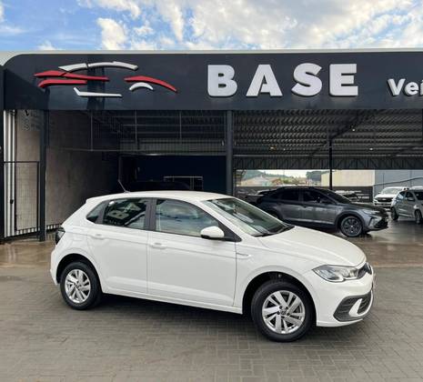 VOLKSWAGEN POLO 1.0 170 TSI COMFORTLINE AUTOMÁTICO VOLKSWAGEN POLO 1.0 170 TSI COMFORTLINE AUTOMÁTICO